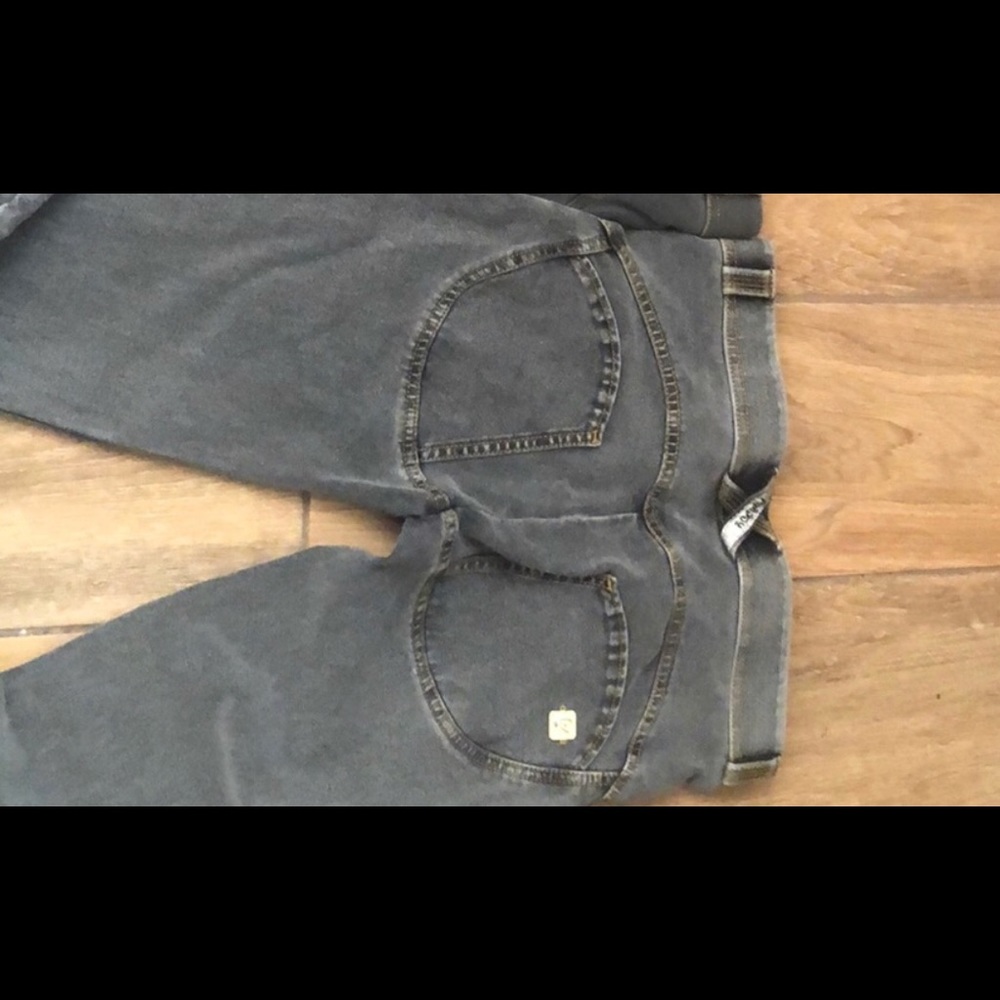 Freddy regular waist!